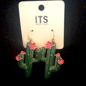 ITS Sense Blooming Cactus 🌵 Earrings ~ Fun! 🤩